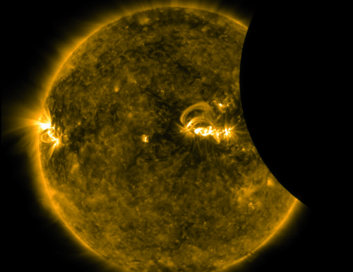 The sun: our living star. Eclissi e film al Planetarium Alto Adige